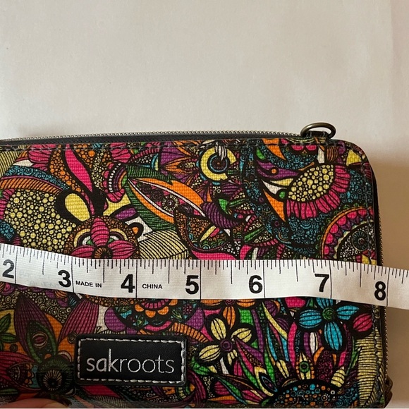 Sakroots Multicolor Wristlet Cellphone Wallet *READ* - Picture 12 of 14